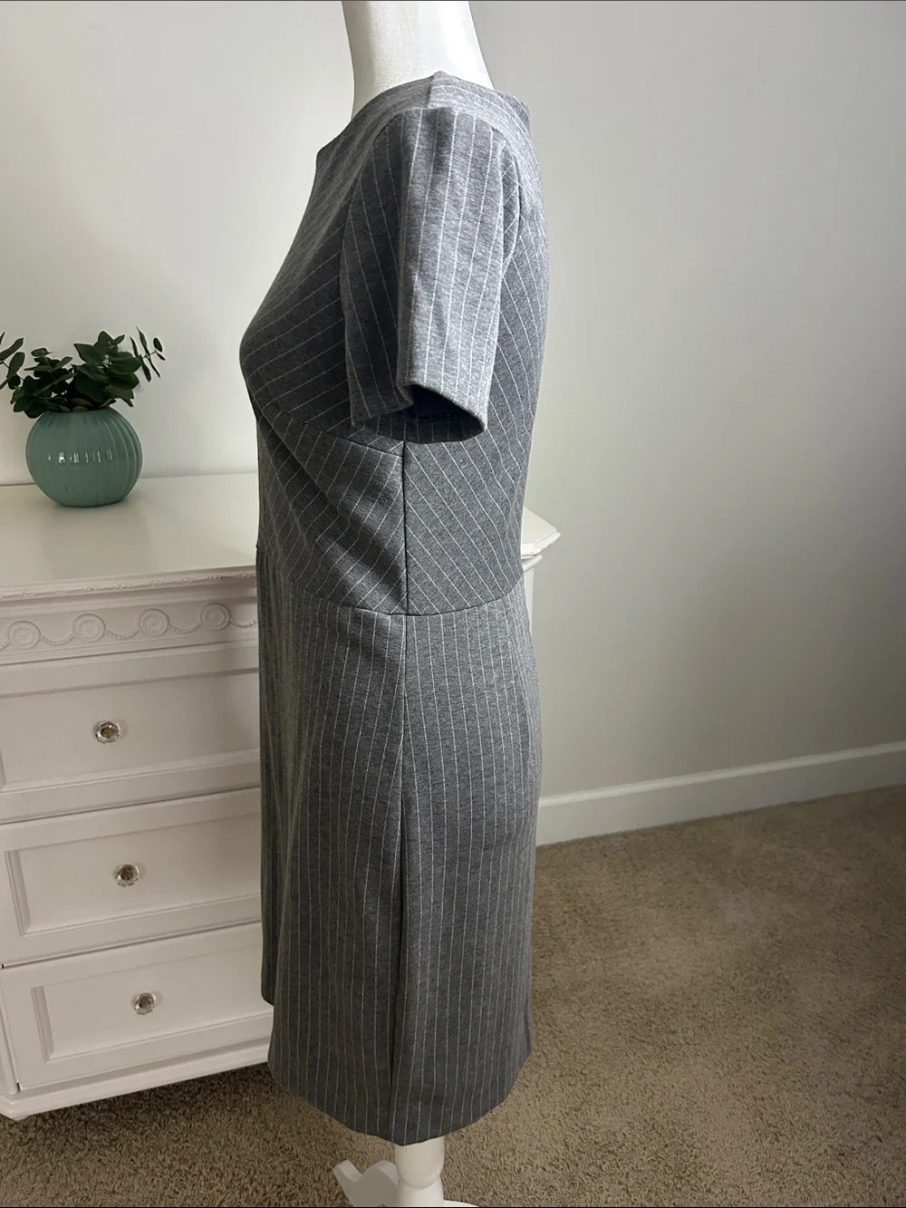 Banana Republic Factory Grey Pinstripe Sheath Dress - Picture 2 of 7